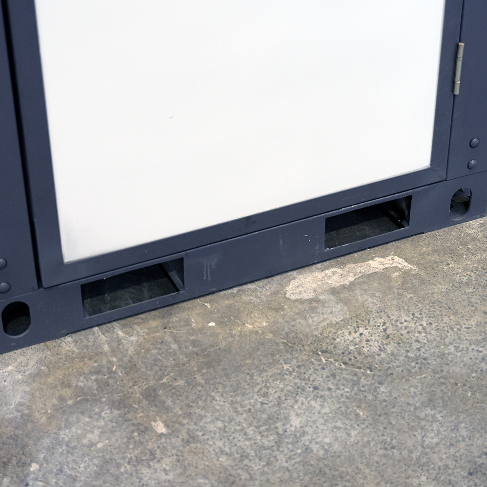 Forklift Pockets